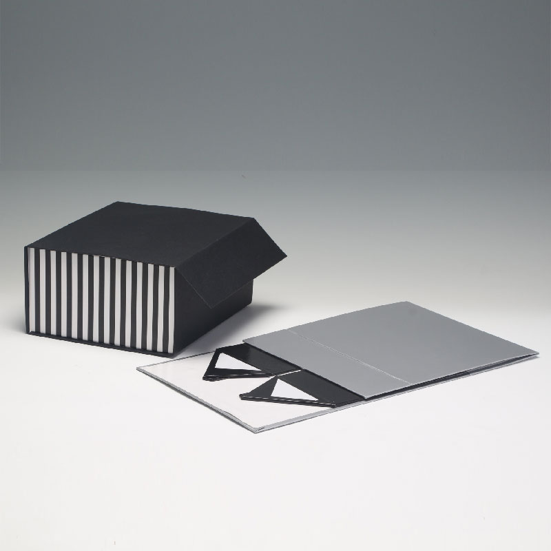 LS31411-Folding Giftbox with magnet door
