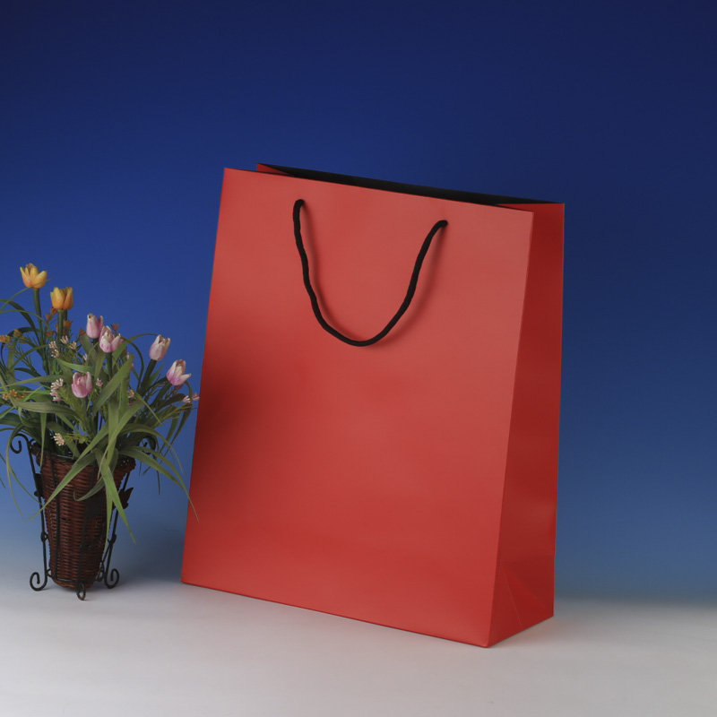 LS6026-Red Matt Large paper Giftbag: Price @US$0.48/MOQ:3,000pcs