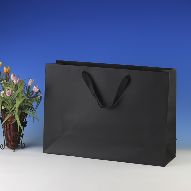 LS6067-Black Fancy large paper bag: @US$0.48/MOQ:3,000pcs