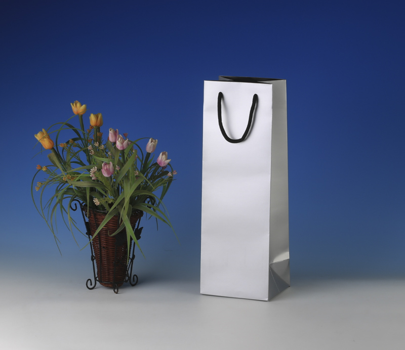 LS6044-Silver Wine bag@US$0.29 MOQ:3,000pcs