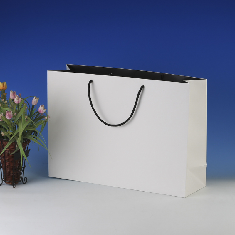 LS6051-Large White Boutique bag@US$0.52 MOQ:3,000pcs