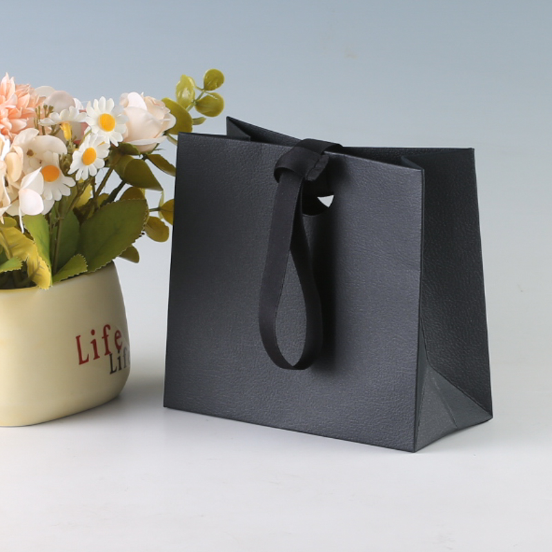 LS31880-Ornaments handbag